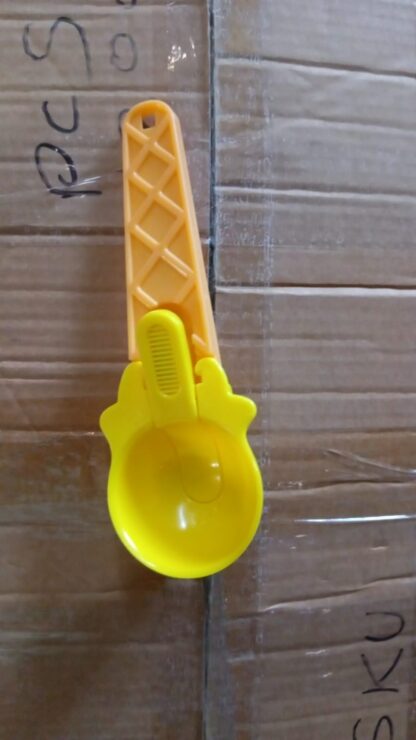 Ice Cream Spoons 2pcs Plastic Water Melon Scoopers with Trigger Dipper and Adults for Summer Party Ice Cream Scoop, Food Serving Spoon Kitchen Tools Ice Cream Digging Spoon Household Spoons Cupcake Spoons Aps Fruit Ball Player (2 Pc) - Image 9