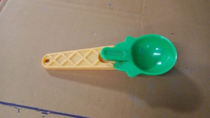 Ice Cream Spoons 2pcs Plastic Water Melon Scoopers with Trigger Dipper and Adults for Summer Party Ice Cream Scoop, Food Serving Spoon Kitchen Tools Ice Cream Digging Spoon Household Spoons Cupcake Spoons Aps Fruit Ball Player (2 Pc) - Image 10