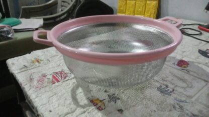 Stainless Steel Colander with Handle - Large Metal Mesh Basket Strainer (1 pc) - Image 10