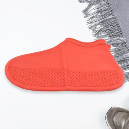 Non-Slip Silicone Rain Reusable Anti skid Waterproof Fordable Boot Shoe Cover (Medium Size / 1 Pair / Red) - Image 6