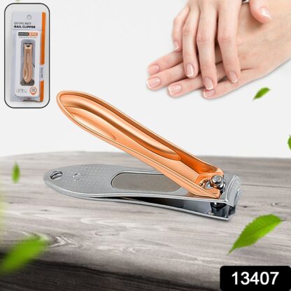 Nail Clippers with File