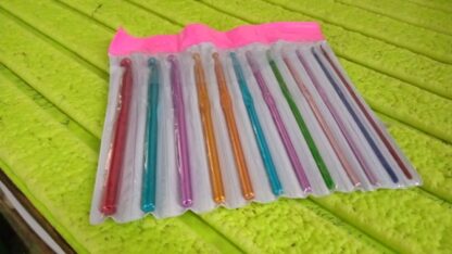 Aluminium Multicolor Knitting Needles, Crochet Kit (12 Pcs Set) - Image 8