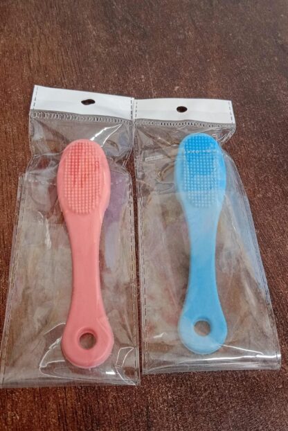 Silicone Makeup cleaning tool, finger wash Face Scrubber Facial Cleansing Brush (1 Pc / Mix Color) - Image 7