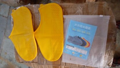 Non-Slip Silicone Rain Reusable Anti skid Waterproof Fordable Boot Shoe Cover ( Large ) - Image 9